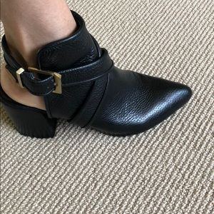 Report Signature Leather Ankle Boot